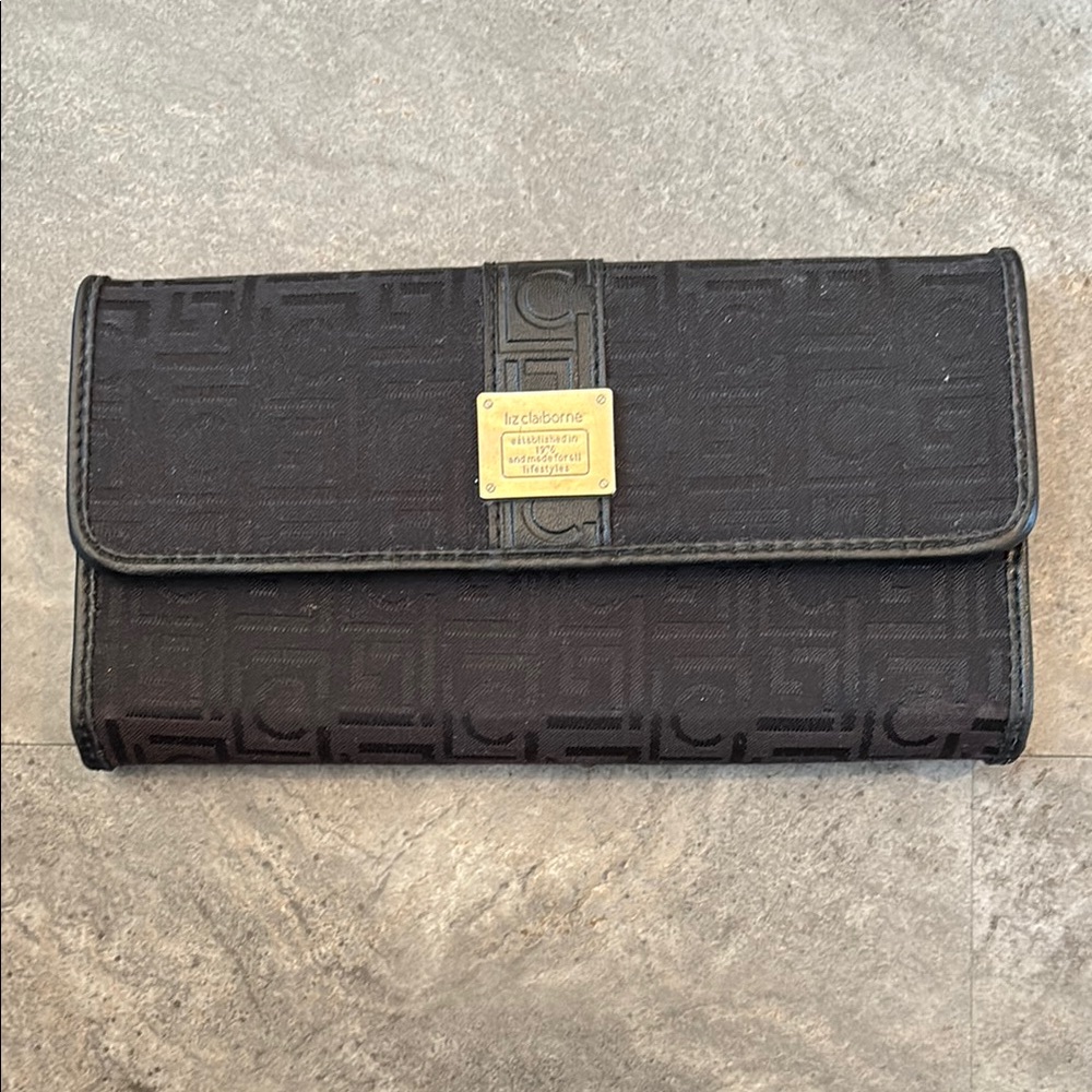 NWOT Liz Claiborne Women’s Trifold Black Wallet, 7.5” Long x 4” Wide Thin Design